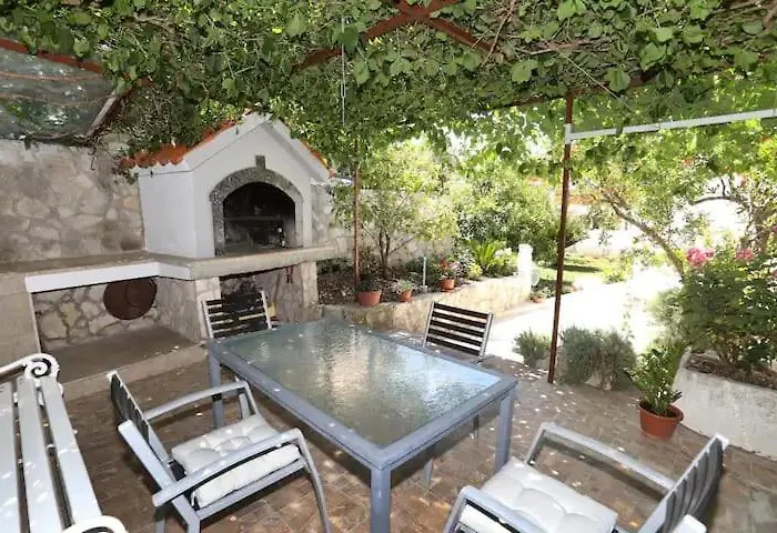 Appartement Frana-ugodan U Blizini Stare Jezgre Grada *