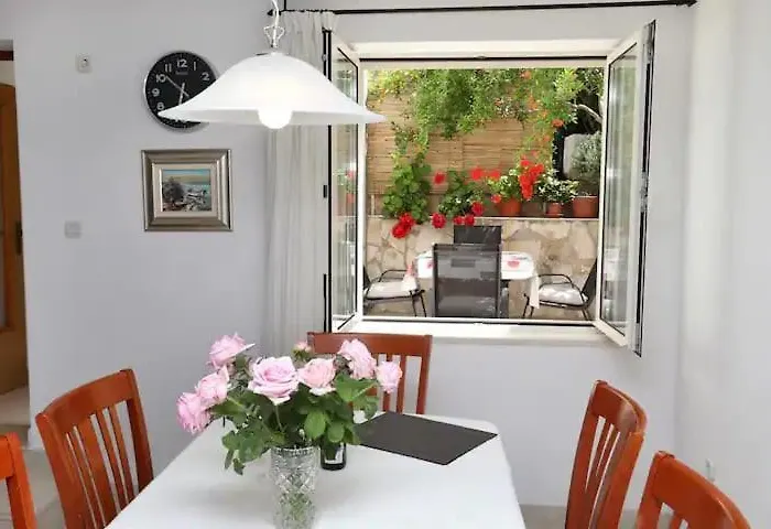 Frana-ugodan U Blizini Stare Jezgre Grada Appartement