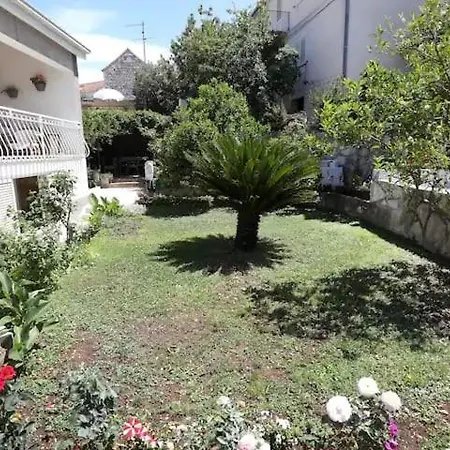Apartmán Frana-ugodan U Blizini Stare Jezgre Grada