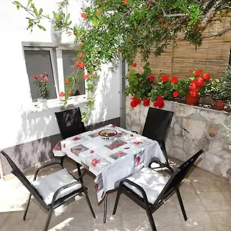 Apartmán Frana-ugodan U Blizini Stare Jezgre Grada *